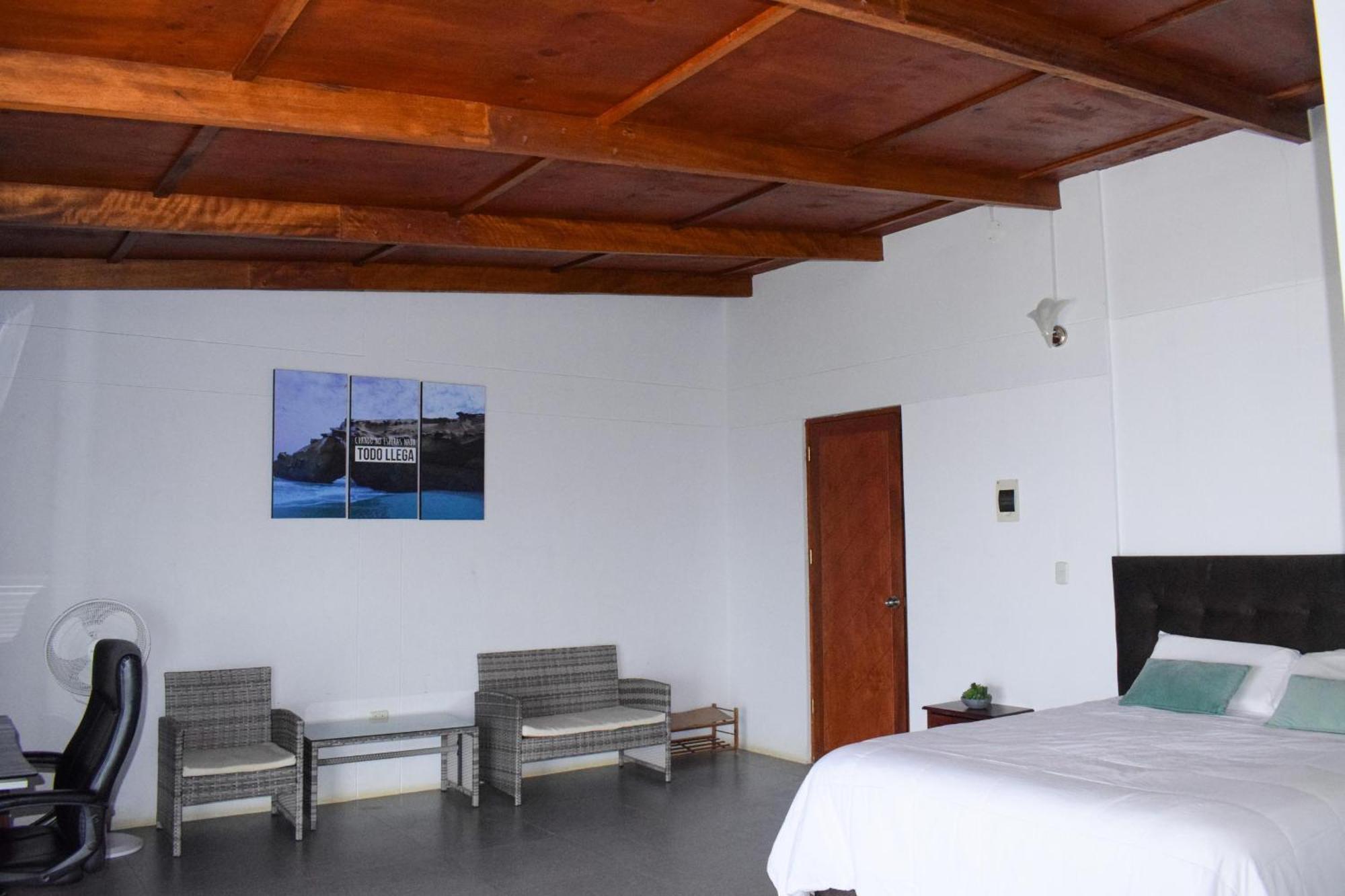 Mangata Surf Hotel Lobitos Bagian luar foto