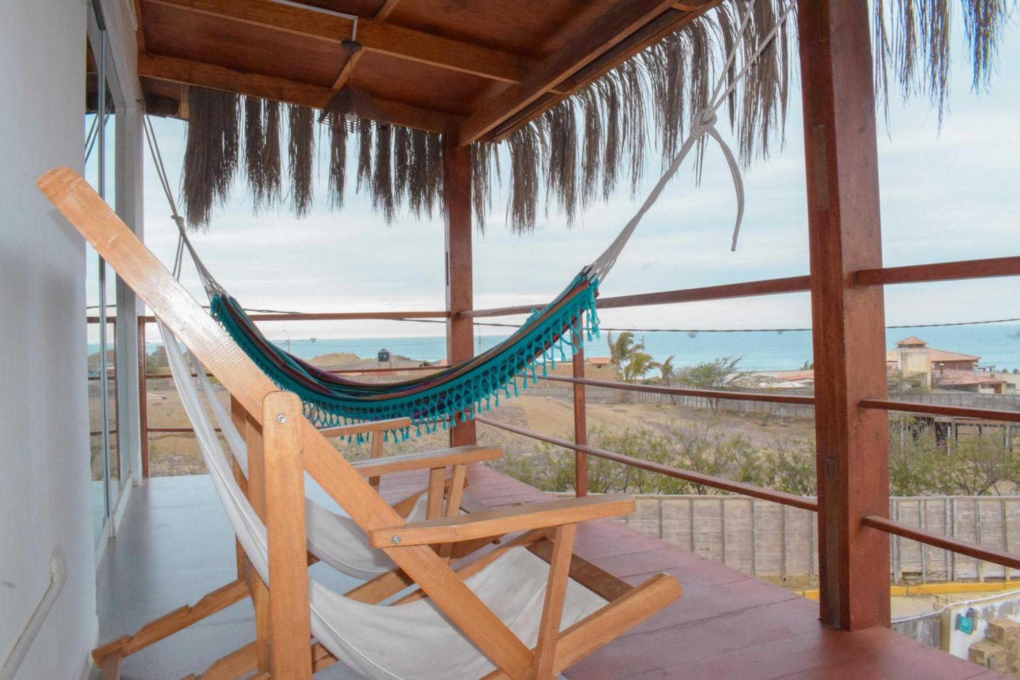 Mangata Surf Hotel Lobitos Bagian luar foto